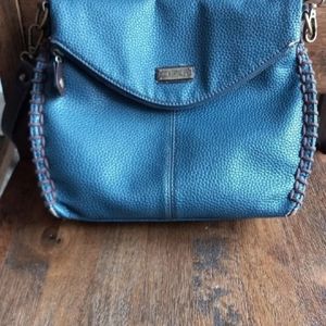 Chala Cross Body